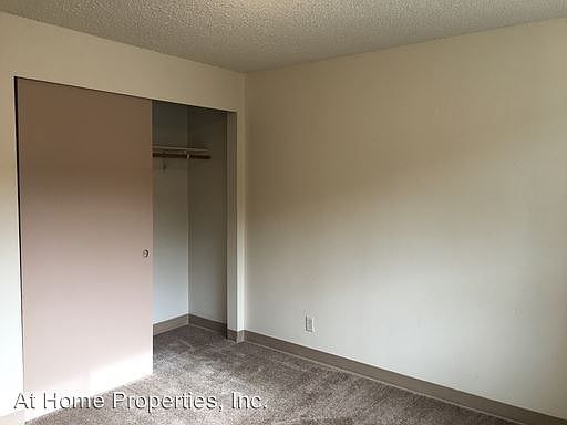 2nd image of 824 SW Grove St APT 5