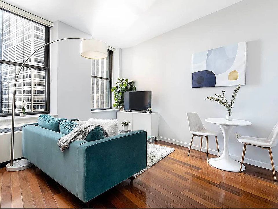 1st image of 82 Beaver St APT 704