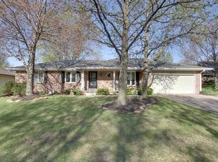 2331 N Bromfield Cir, Wichita, KS 67226