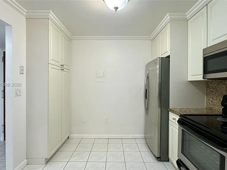 130 S Shore Dr #4B — Photo 20