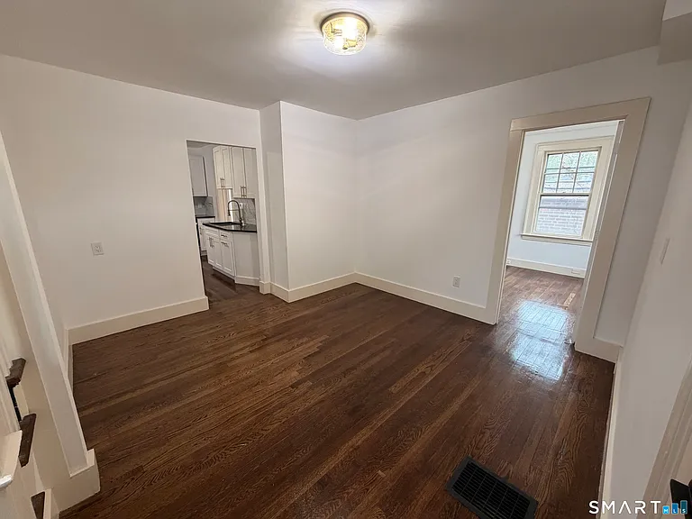 15 Central Ave — Photo 11