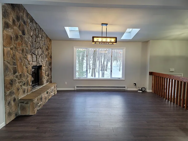 147 Winding Way — Photo 6