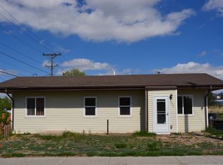 411 Snyder Ave, Cheyenne, WY 82007