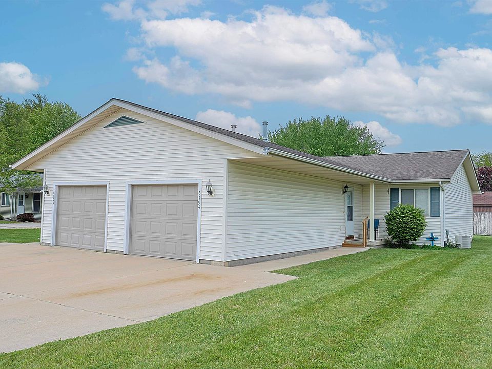 1st image of 6192 6192/6194 Whitcomb Dr