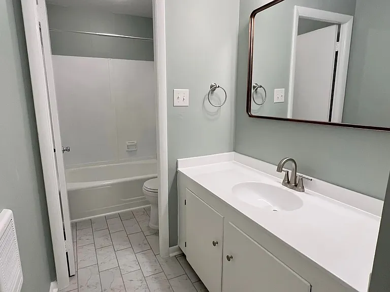 750 Northern Ave #4 — Photo 4