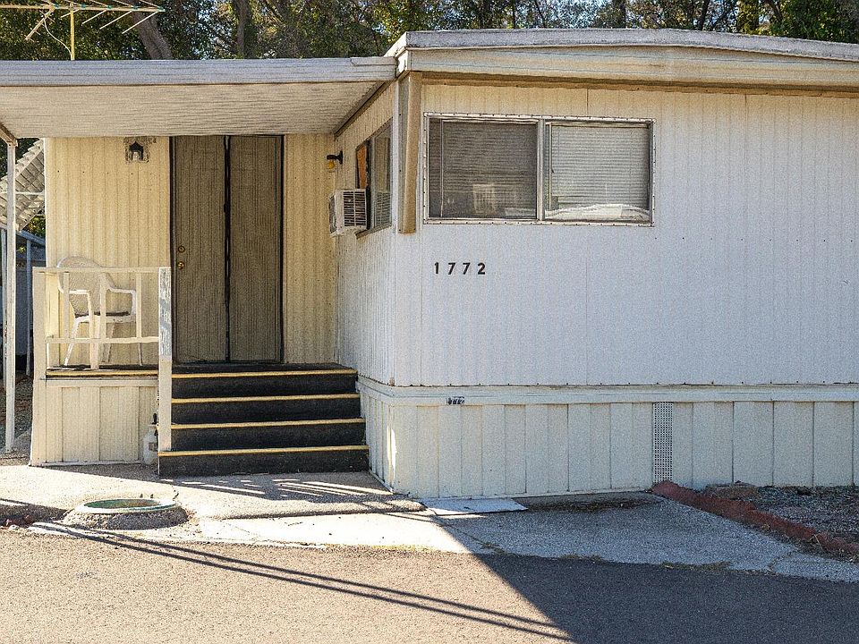 1st image of 1772 Lake View Dr