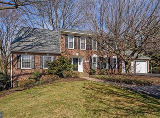 11204 Vale Rd, Oakton, VA 22124