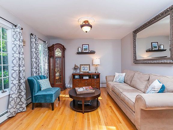 3rd image of 70 Hillside Ave