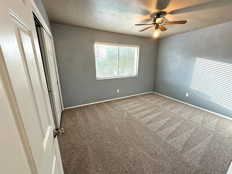 1749 W 1020 N — Photo 15