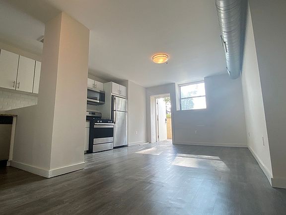 2nd image of 1435 State St #B03