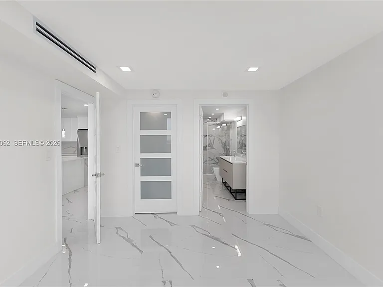 345 Ocean Dr #708 — Photo 7
