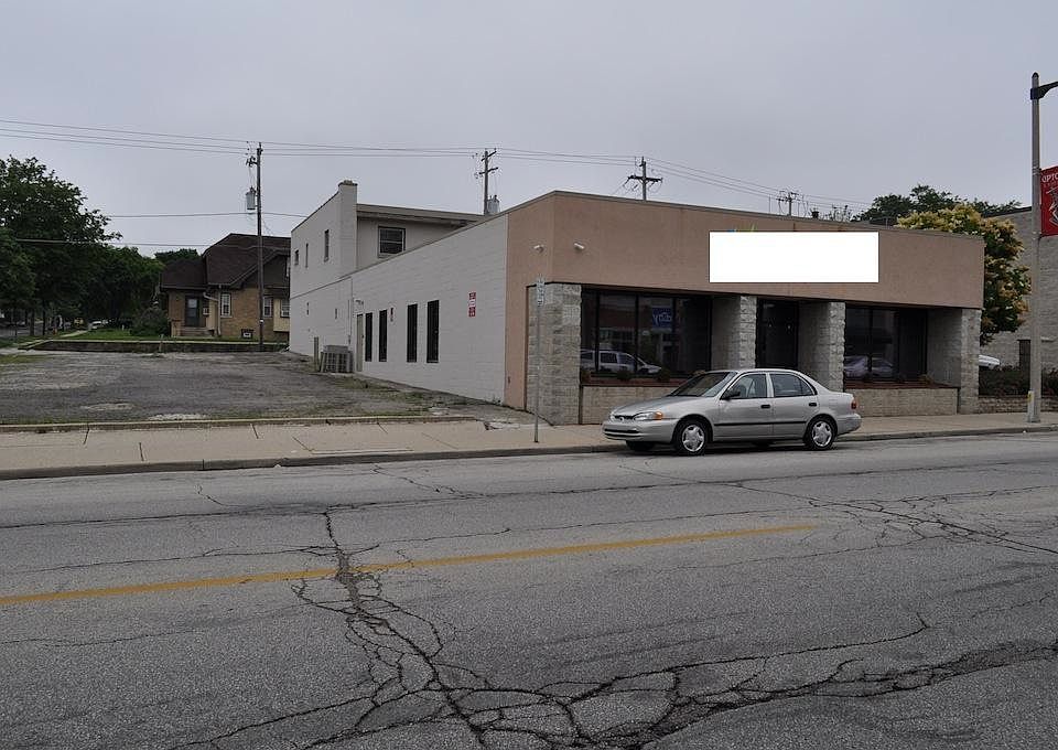 1st image of 5722 W North Ave