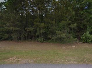 104 Waters Edge Dr, Lizella, GA