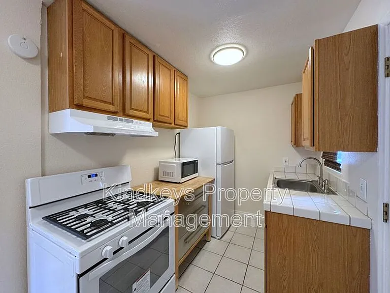 5042 Muir Ave — Photo 7
