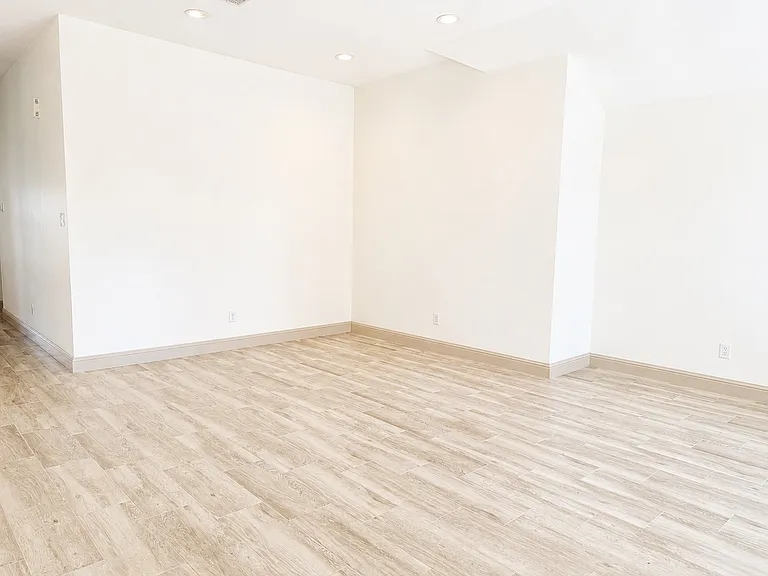 809 Big Bend Dr — Photo 3