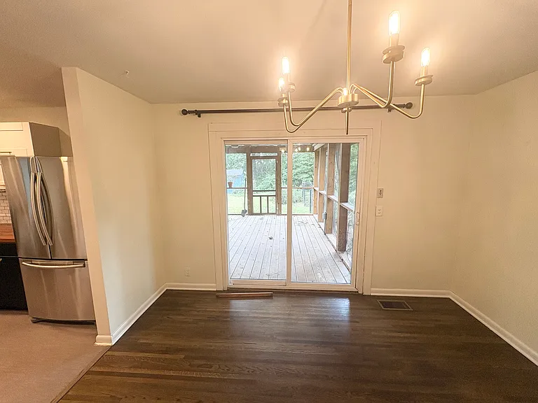 317 Verbena Dr — Photo 10