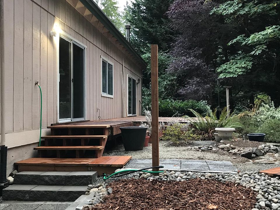 1st image of 8401 NE Paulanna Ln