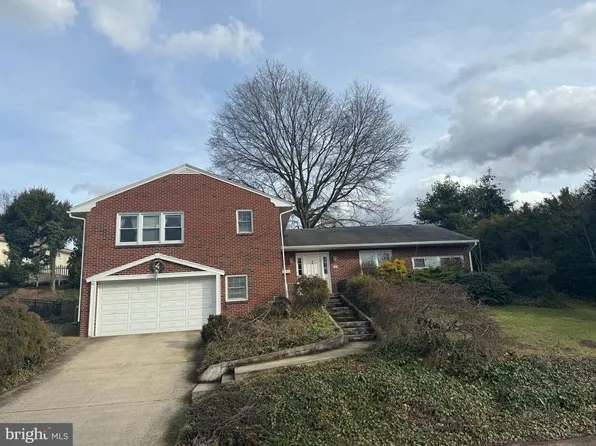 4 Winding Way, Lewistown, PA 17044