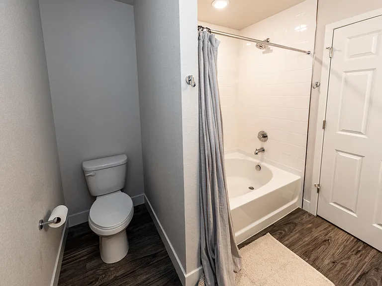 5902 Carrick Ln — Photo 35