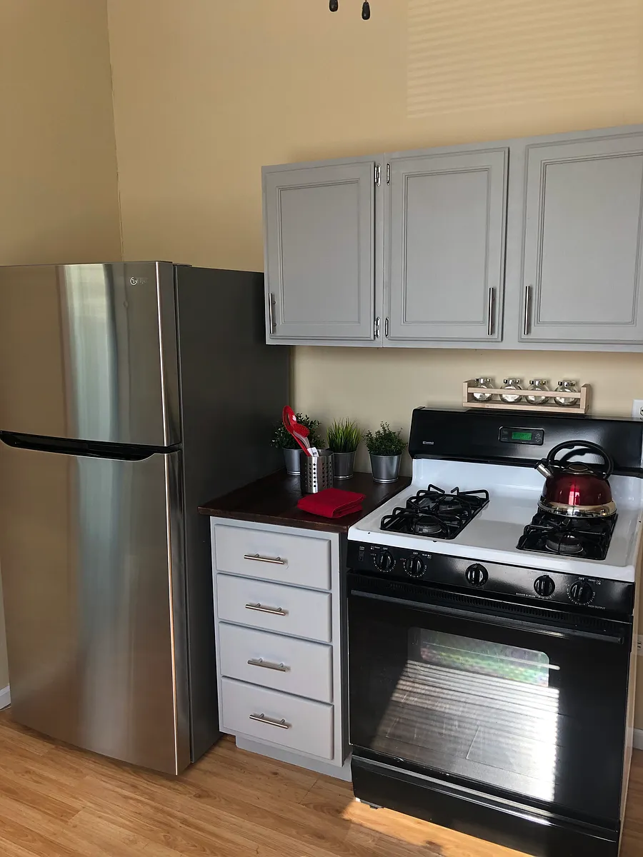 Building Photo - 1701 W Altgeld St #1F
