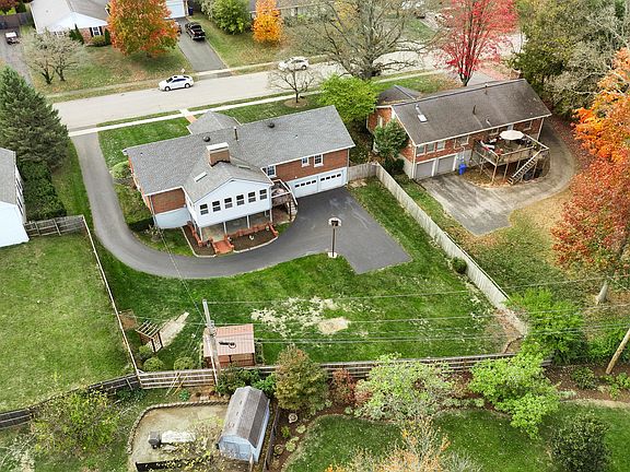 4th image of 3292 Nantucket Dr
