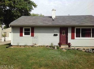1210 Prairie Ln, Bloomington, IL 61701