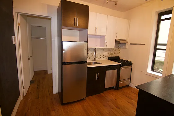 Rented by Nooklyn NYC LLC | media 13