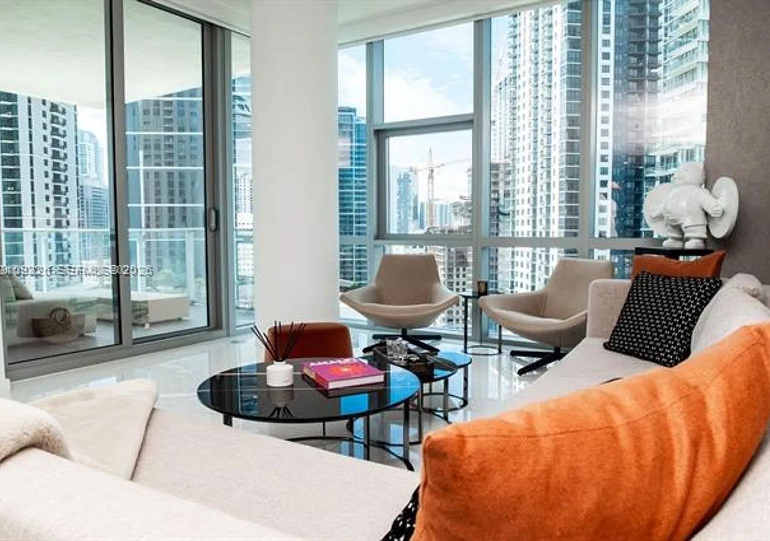 851 NE 1st Ave cu-1811, Miami, FL 33132 — Photo 3