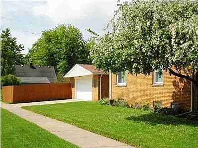 3rd image of 20014 Fleetwood Dr