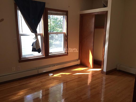 5th image of 133 Brook St #12057920