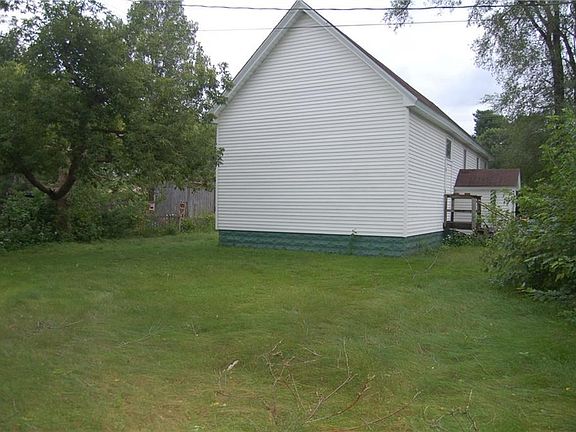 4th image of 320 1st Street W #1