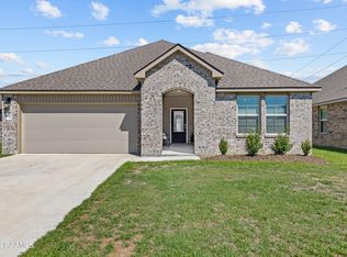 107 Eagle Lake Dr, Duson, LA 70529