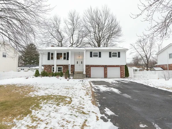 53 Delafield Drive, Colonie, NY 12205