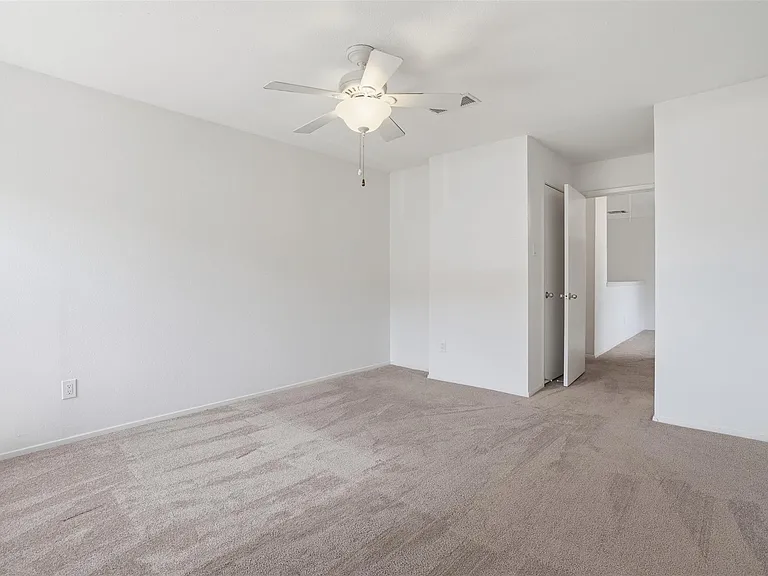 1920 Augusta Dr #31 — Photo 15