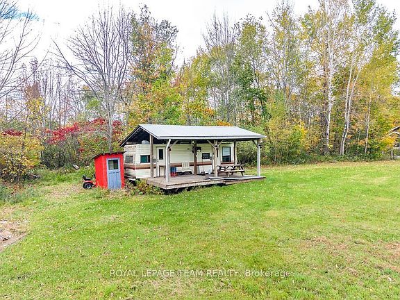 3rd image of 569 McMahon Rd