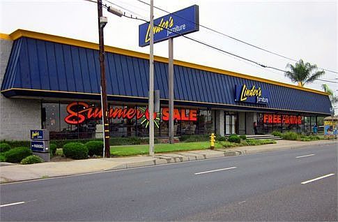 2nd image of 15011 Beach Blvd