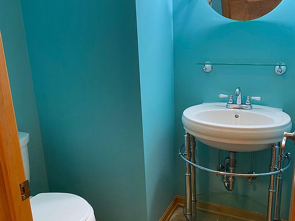 1/2 bath near kitchen