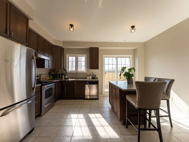 1250 Saint Martins Dr #14 — Photo 2
