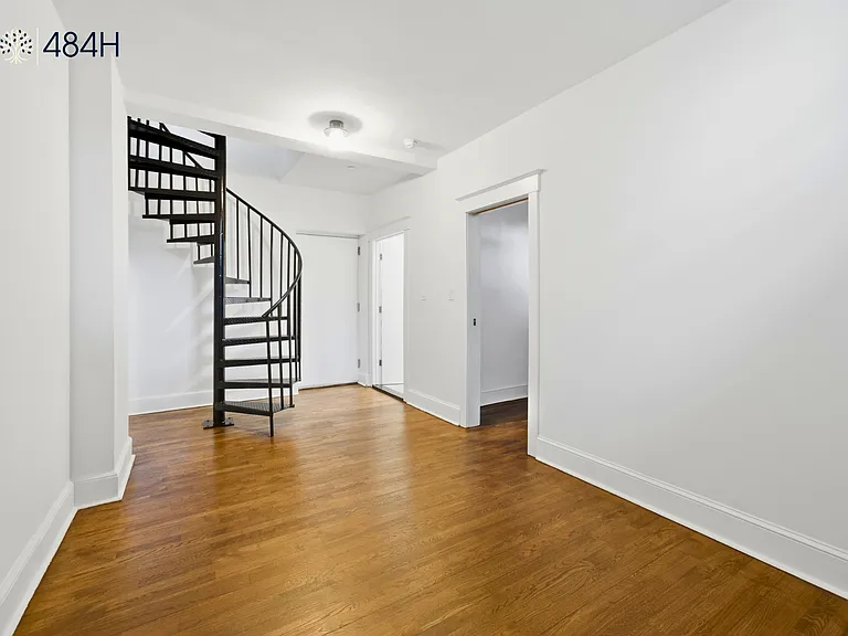 484 Humboldt St #103 — Photo 9