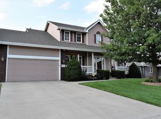 9114 Granville Pkwy, La Vista, NE 68128
