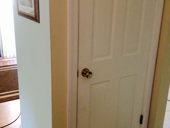 5th image of 210 N Harrison Ave APT 3