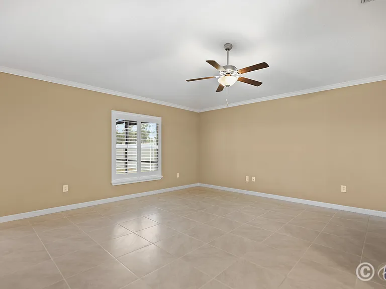15430 Miller Creek Dr — Photo 11