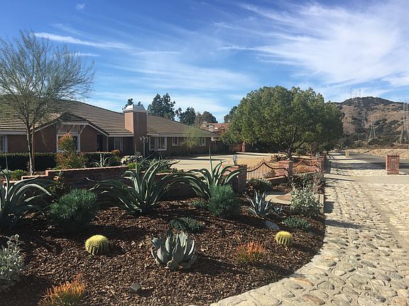 5th image of 496 Pomello Dr