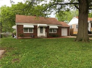 2910 S Crysler Ave, Independence, MO 64052