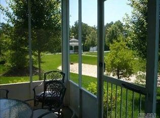77 Ballad Ct, Eastport, NY 11941
