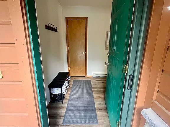 3rd image of 1425 Clements Rd Unit 13