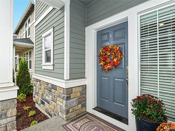 2nd image of 4322 29th Dr Se