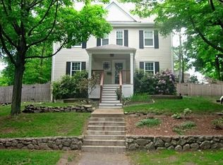95 River Rdg, Wellesley, MA 02481