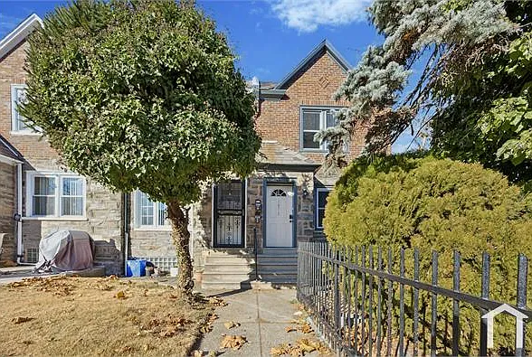 1871 E Tulpehocken St #2 — Photo 1