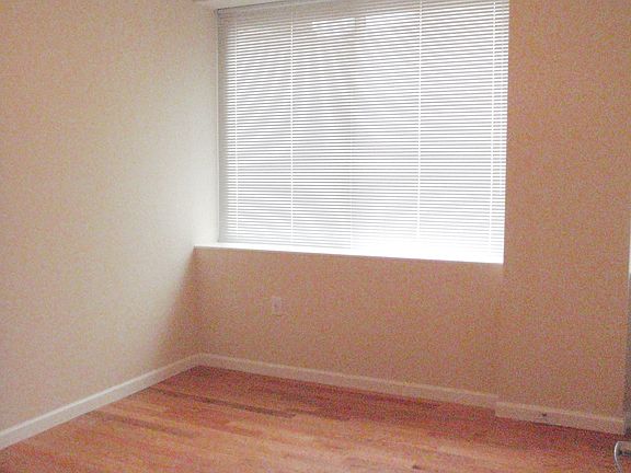 5th image of 100 Newkirk St